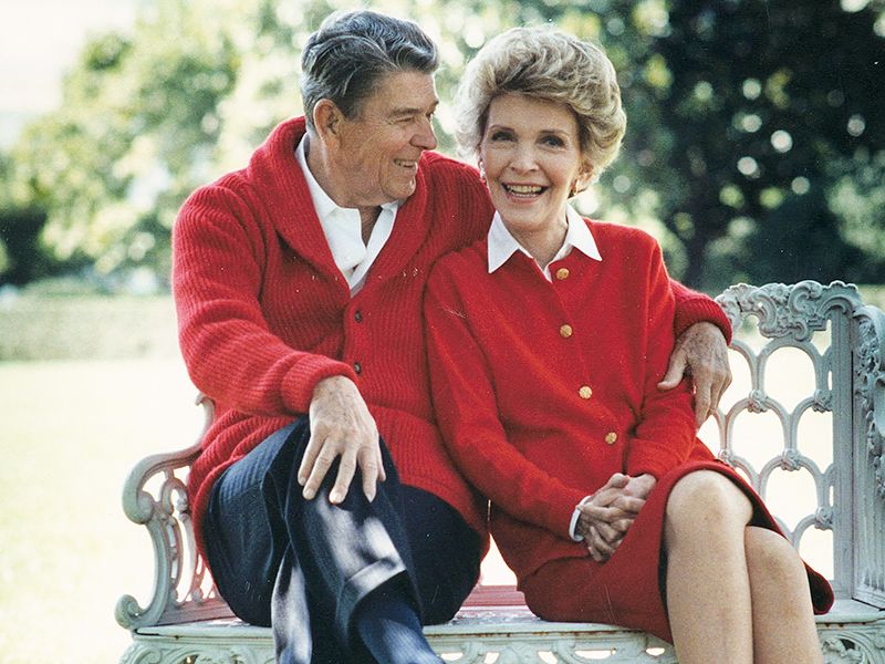 ronald-nancy-reagan-a-love-story-made-in-the-movies-882406